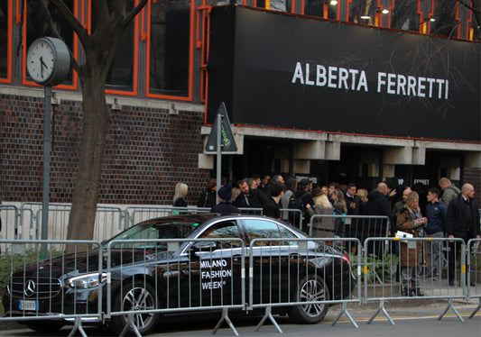 Milan Fashion Week Street Style - Alberta Ferretti - Guest Arrivals